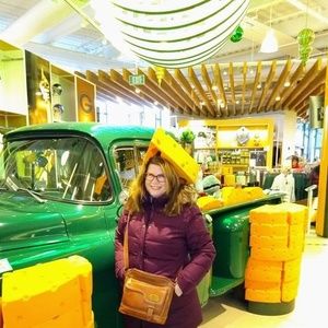 Meet your Posher, Cathy